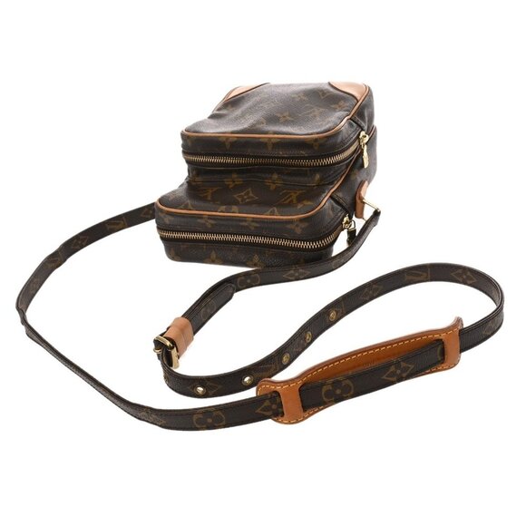 LOUIS VUITTON Brown Monogram Canvas Shoulder Bag - Picture 5 of 11